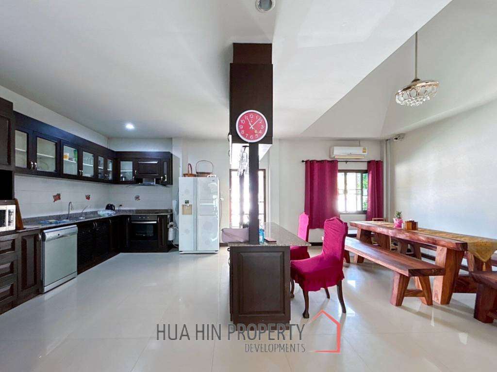 Stand Alone 5 Bedroom Pool Villa For Sale