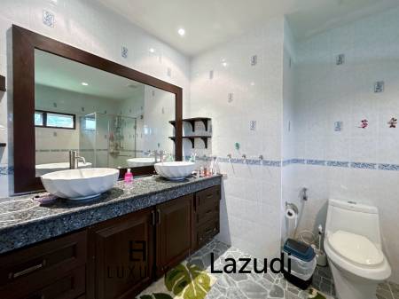 2,120 m² 5 Chambre 4 Salle de bain Villa Pour Vente