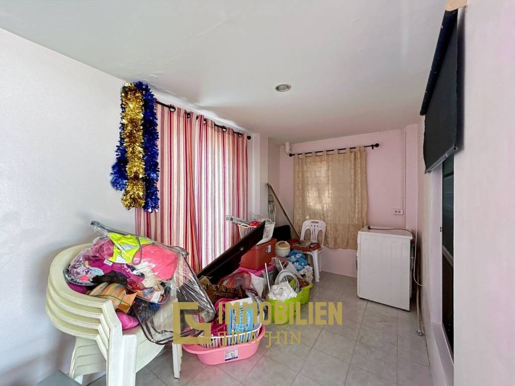 2,120 metro cuadrado 5 ` 4 Baño Villa de Venta