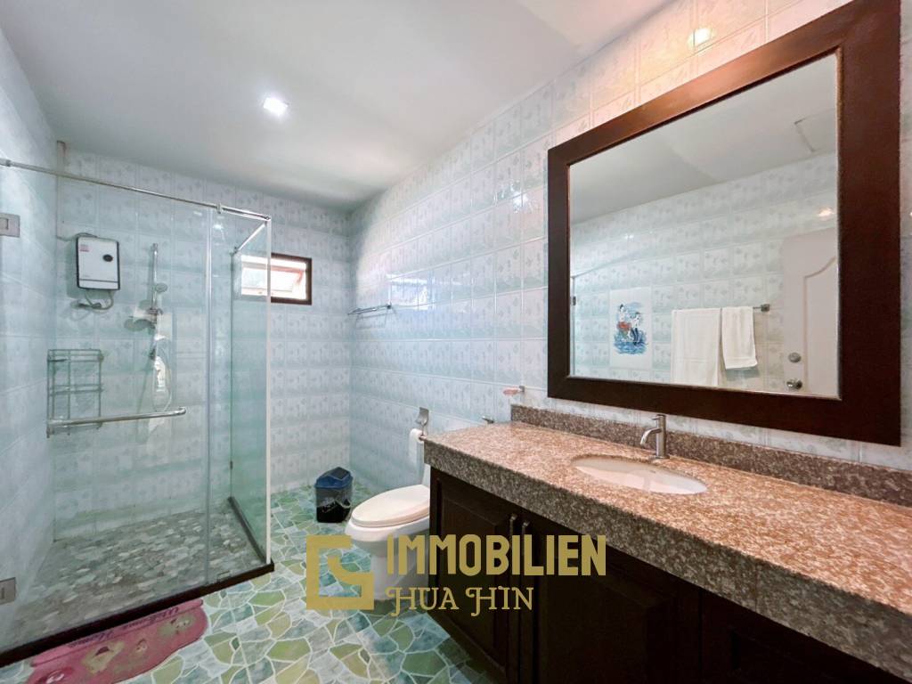 2,120 metro cuadrado 5 ` 4 Baño Villa de Venta