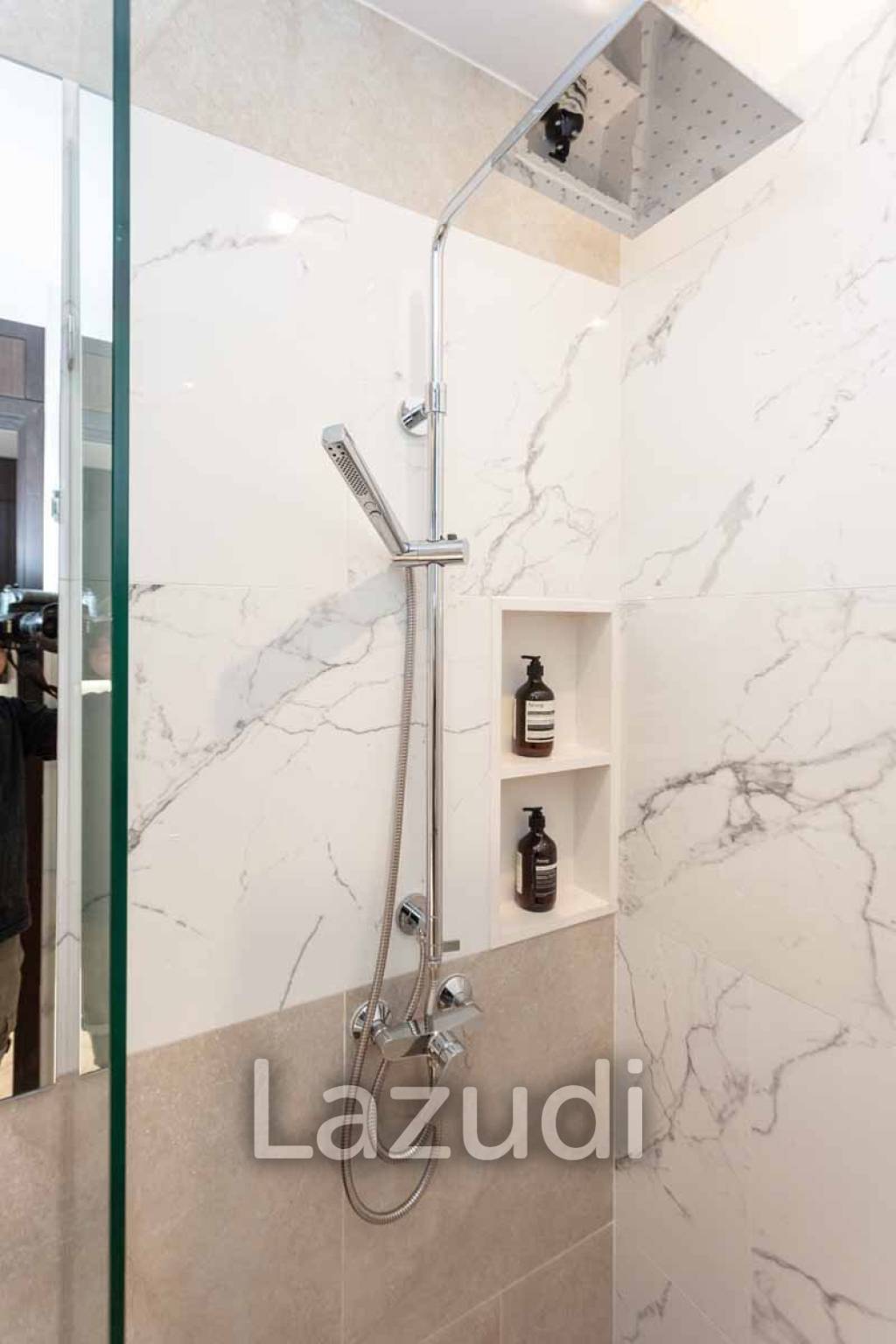 1 Bed 1 Bath 32.80 SQ.M. CLOUD Residences SKV23