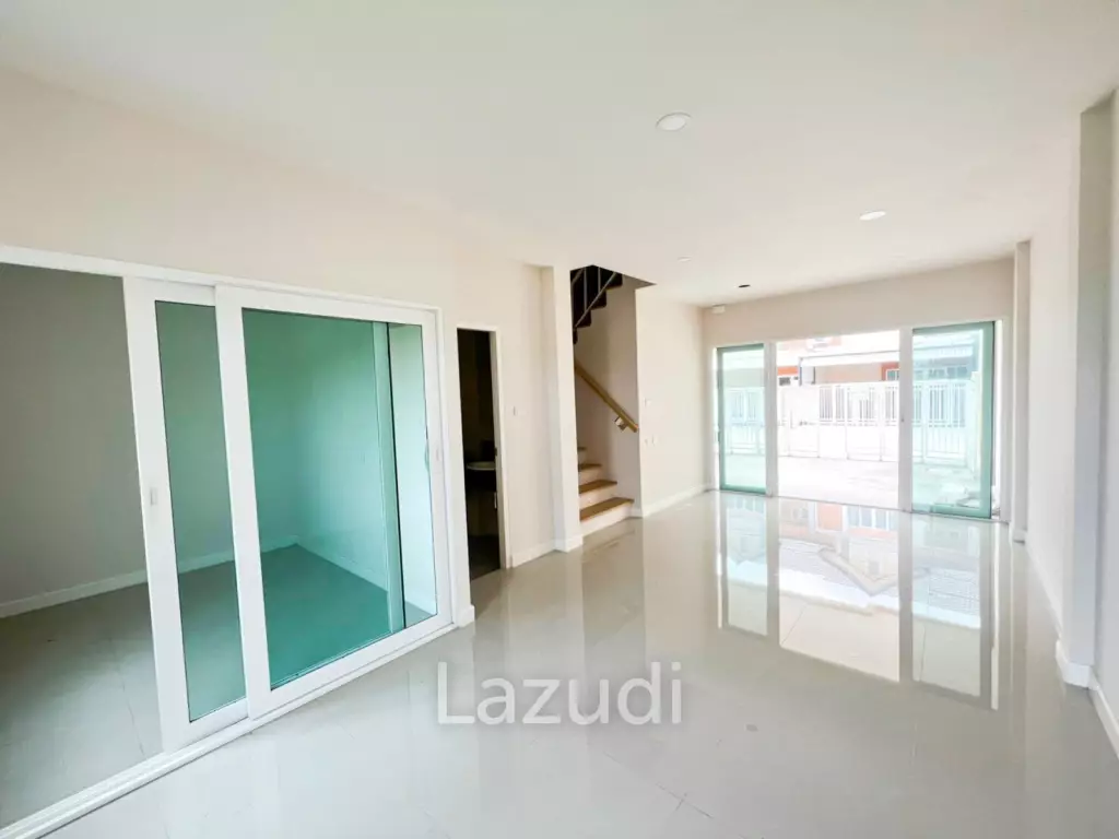 3 Bedroom 3 Bathroom 96 SQ.M. Townhome at The Palm City Hill