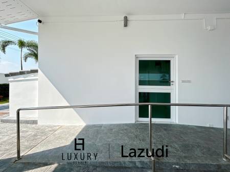 Luxury 7 Bedrooms Pool Villa Close to Black Mountain