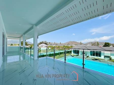 Luxury 7 Bedrooms Pool Villa Close to Black Mountain