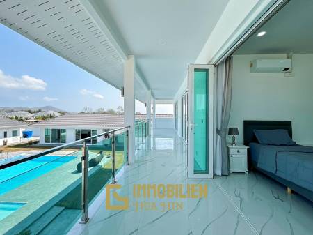 Luxury 7 Bedrooms Pool Villa Close to Black Mountain