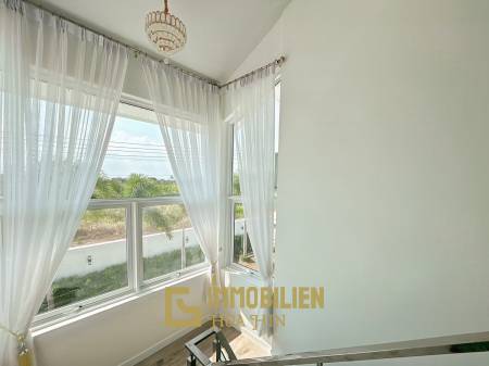 1,600 m² 7 Chambre 9 Salle de bain Villa Pour Vente