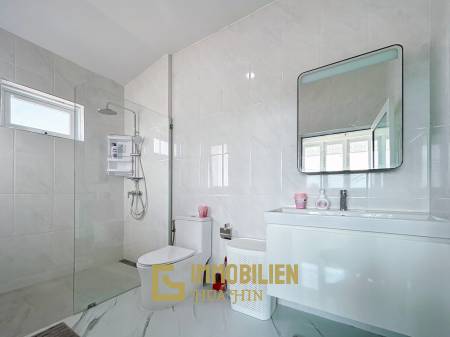 1,600 m² 7 Chambre 9 Salle de bain Villa Pour Vente