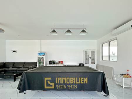 1,600 qm 7 Bett 9 Bad Villa Für Verkauf