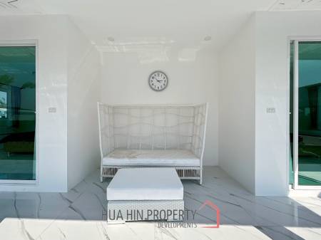 Luxury 7 Bedrooms Pool Villa Close to Black Mountain