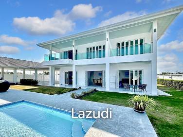 Luxury 7 Bedrooms Pool Villa Close to Black Mountain