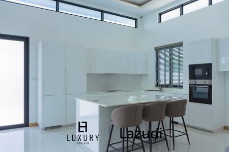 3 Beds 4 Baths 209 SQ.M 99 Village HuaHin