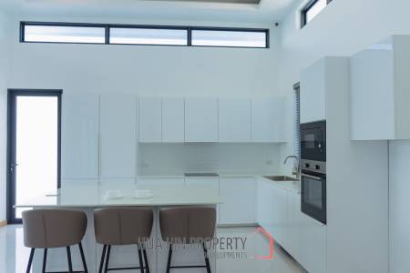 3 Beds 4 Baths 209 SQ.M 99 Village HuaHin