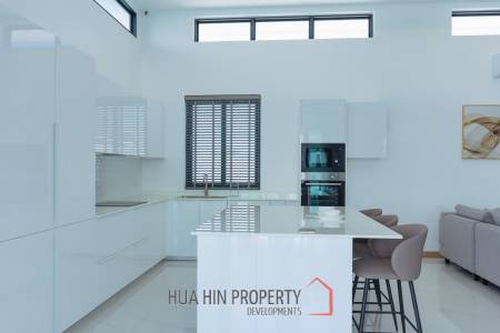 3 Beds 4 Baths 209 SQ.M 99 Village HuaHin