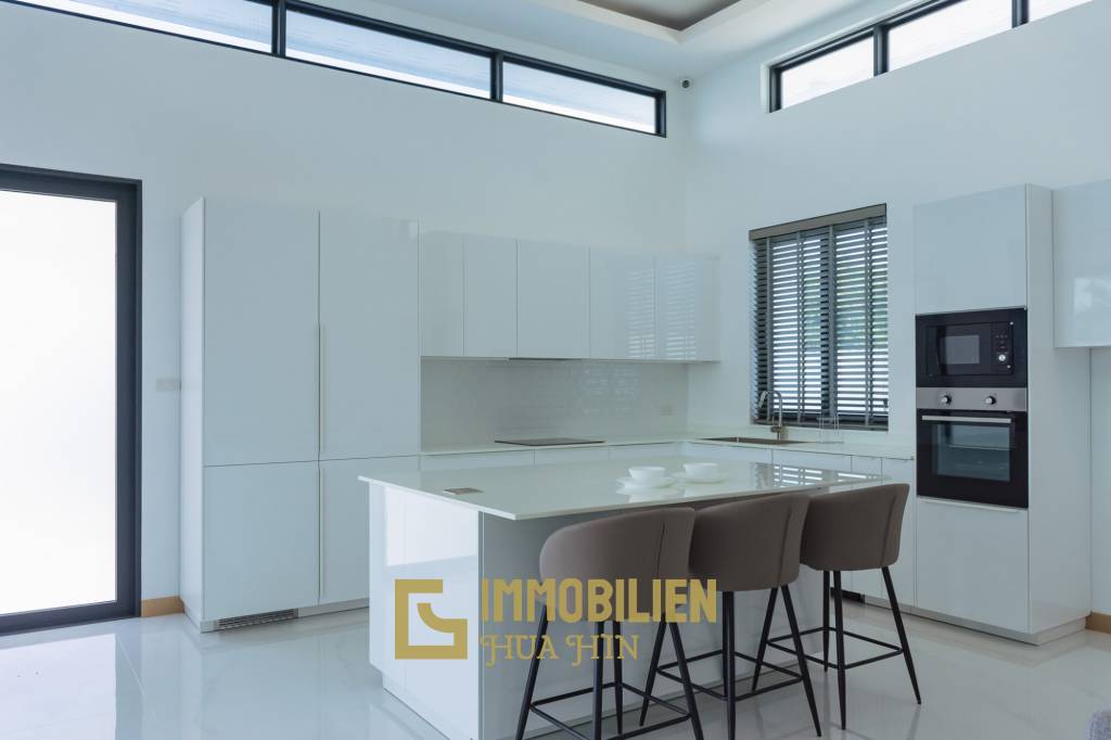 512 qm 4 Bett 5 Bad Villa Für Verkauf