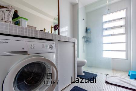 352 metro cuadrado 3 ` 2 Baño Villa de Venta