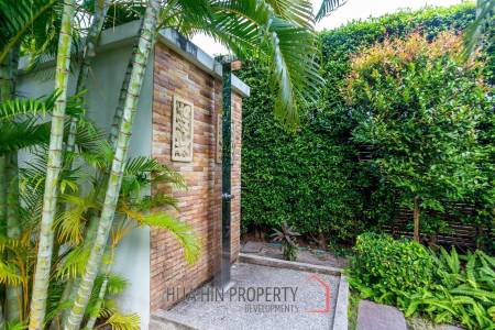 Luxury 3 Bed 3 Bath Mountain View Pool Villa For Sale at Baan Ing Phu