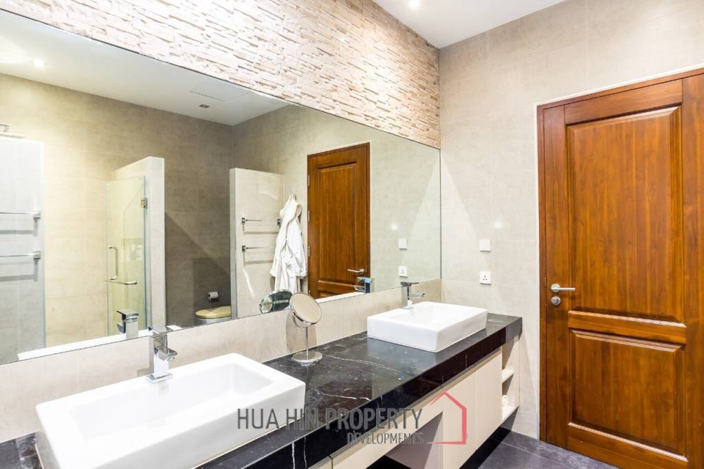 Luxury 3 Bed 3 Bath Mountain View Pool Villa For Sale at Baan Ing Phu