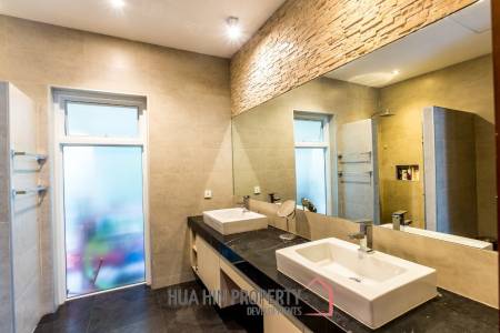 Luxury 3 Bed 3 Bath Mountain View Pool Villa For Sale at Baan Ing Phu