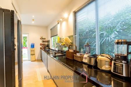 Luxury 3 Bed 3 Bath Mountain View Pool Villa For Sale at Baan Ing Phu
