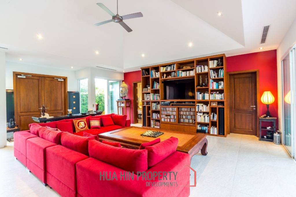 Luxury 3 Bed 3 Bath Mountain View Pool Villa For Sale at Baan Ing Phu