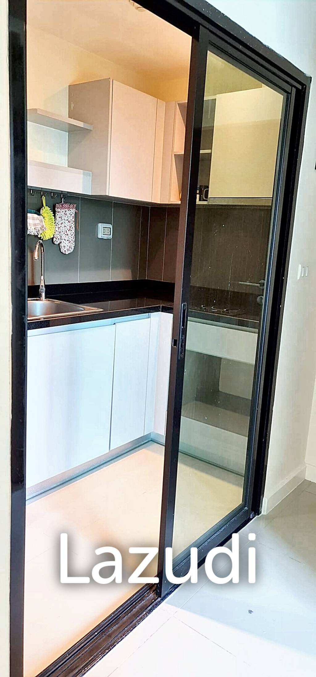 3 Bed 2 Bath 87 SQ.M Zenith Place Sukhumvit 42