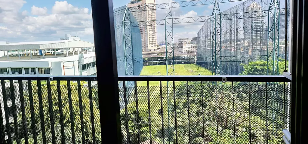 3 Bed 2 Bath 87 SQ.M Zenith Place Sukhumvit 42
