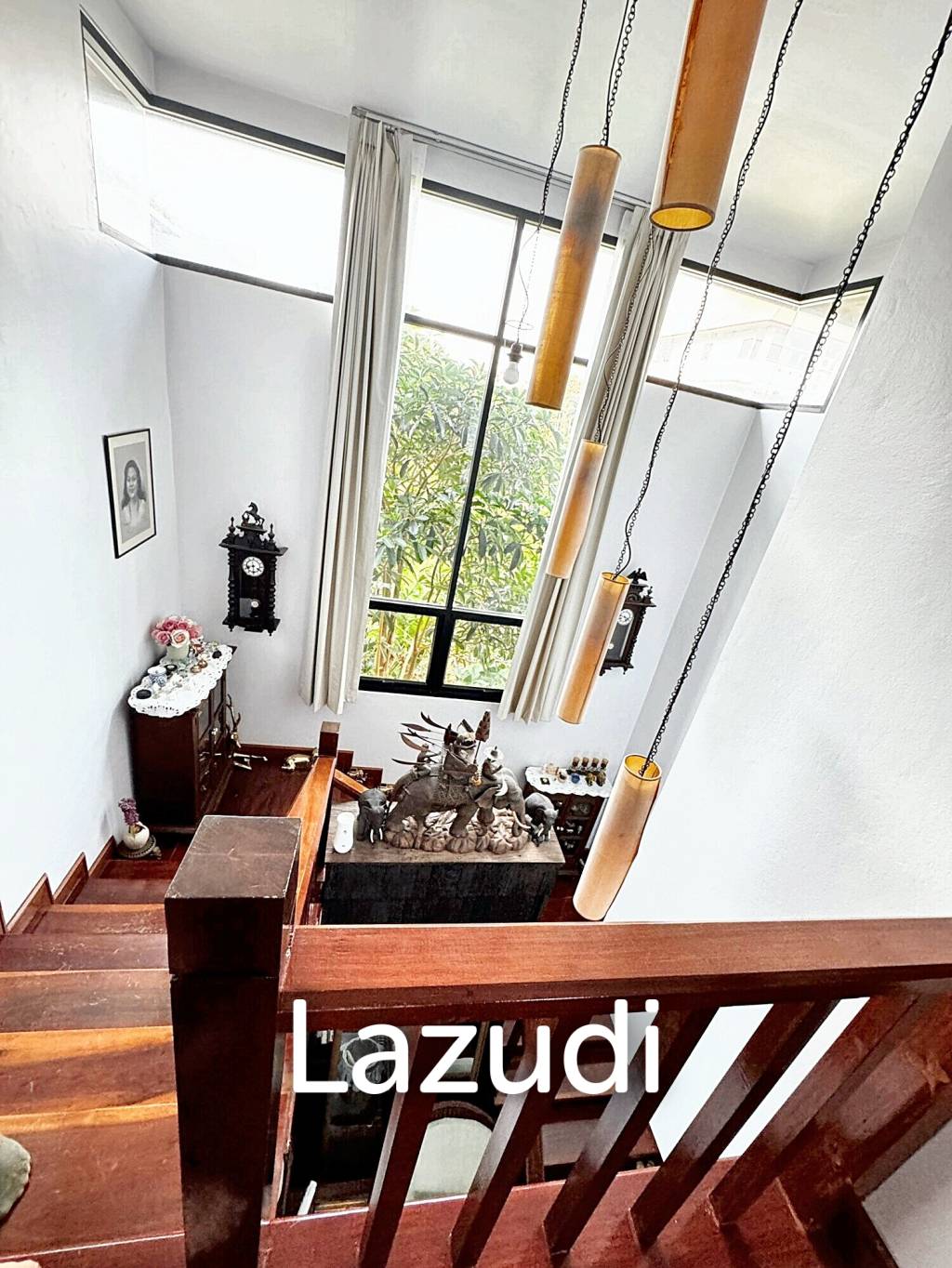 6 Bed 4 Bath 800 SQ.M House for sale in Ekkamai