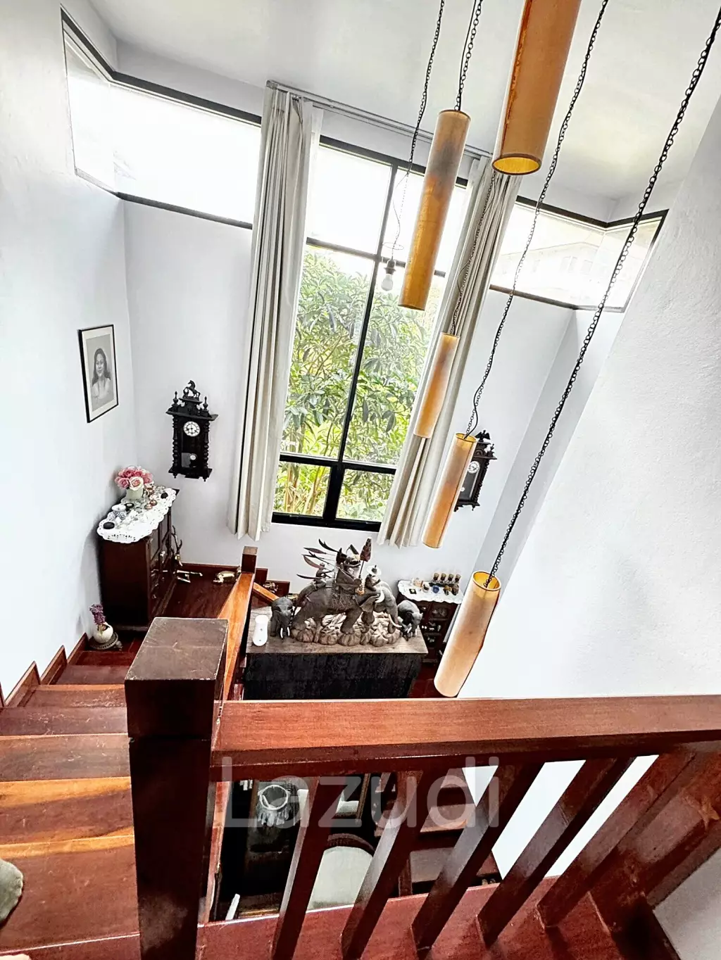 6 Bed 4 Bath 800 SQ.M House for sale in Ekkamai