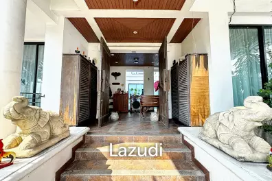 6 Bed 4 Bath 800 SQ.M House for sale in Ekkamai