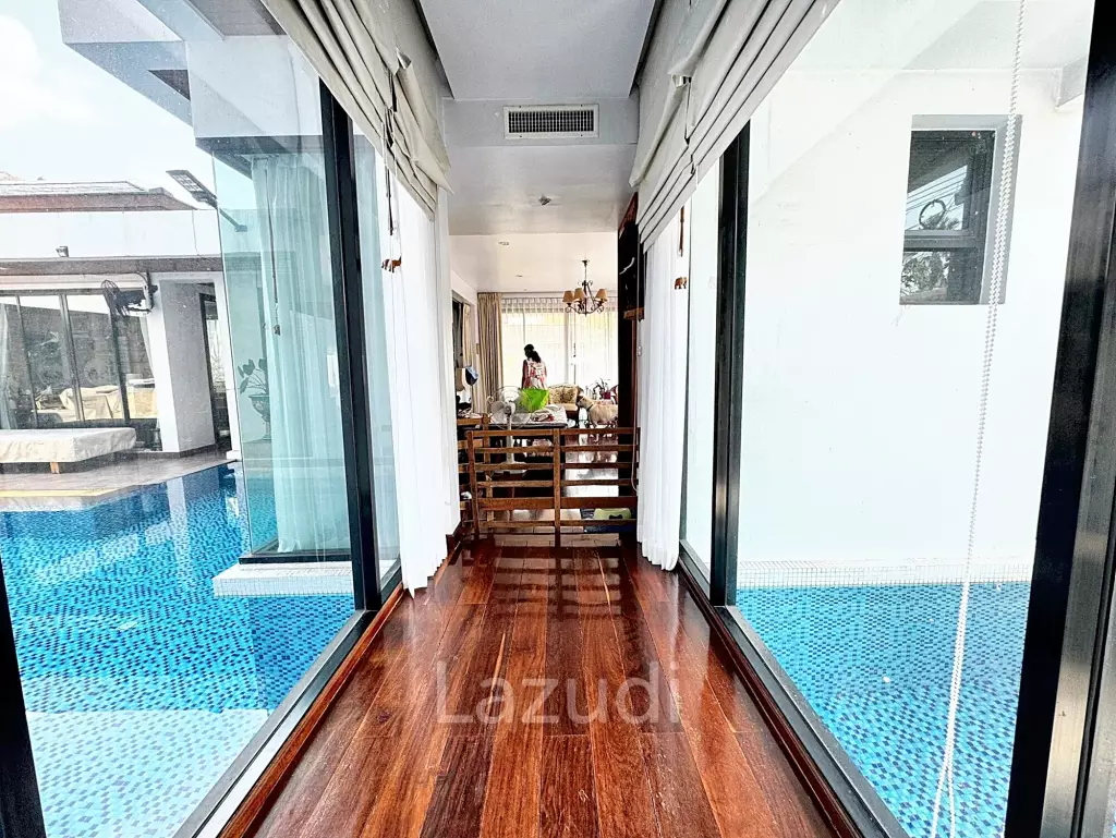 6 Bed 4 Bath 800 SQ.M House for sale in Ekkamai
