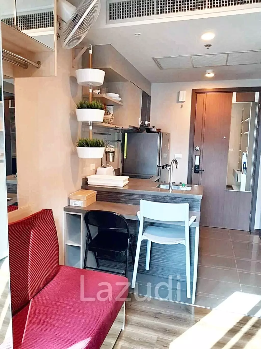 1 Bed 1 Bath 32 SQ.M at Onyx Phaholyothin
