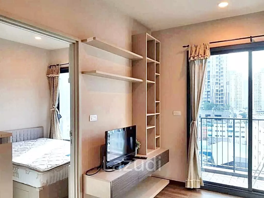 1 Bed 1 Bath 32 SQ.M at Onyx Phaholyothin