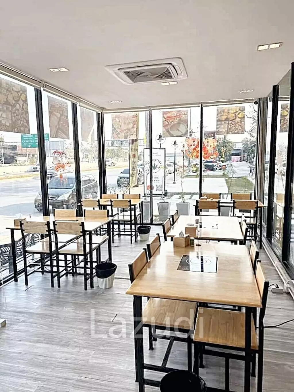 BUSINESS TAKE-OVER: Restaurant in Ratchapruek