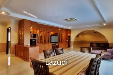 4 Beds 3 Baths Pool Villa in Nong Pla Lai