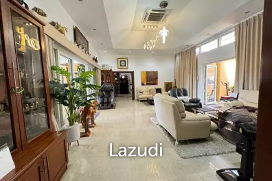 4 Beds 5 Baths 450 SQ.M. Siam Royal View