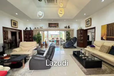 4 Beds 5 Baths 450 SQ.M. Siam Royal View