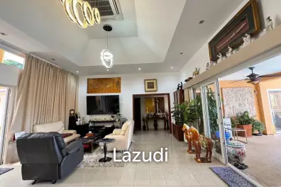 4 Beds 5 Baths 450 SQ.M. Siam Royal View
