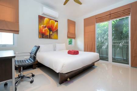 Luxurious 3-Bedroom Villa in Rawai, Phuket