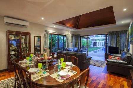 4 BEDROOMS POOL VILLA | NAIHARN RAWAI