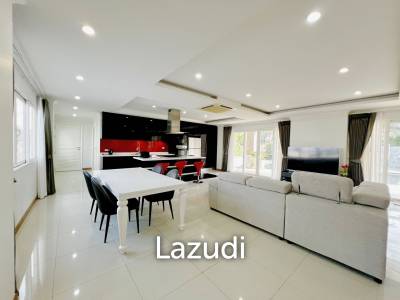 5 Beds 5 Baths 440 SQ.M. Pool Villa in Huay Yai
