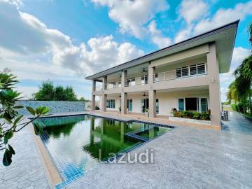 5 Beds 5 Baths 440 SQ.M. Pool Villa in Huay Yai