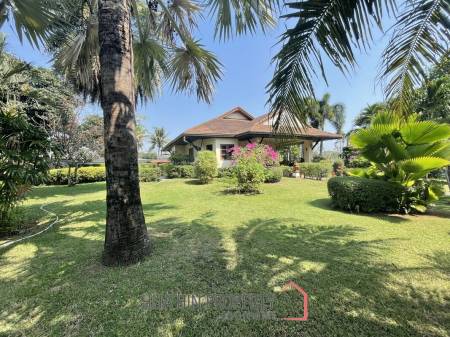 Khao Tao: Resort with sense of freedom on a large piece of land