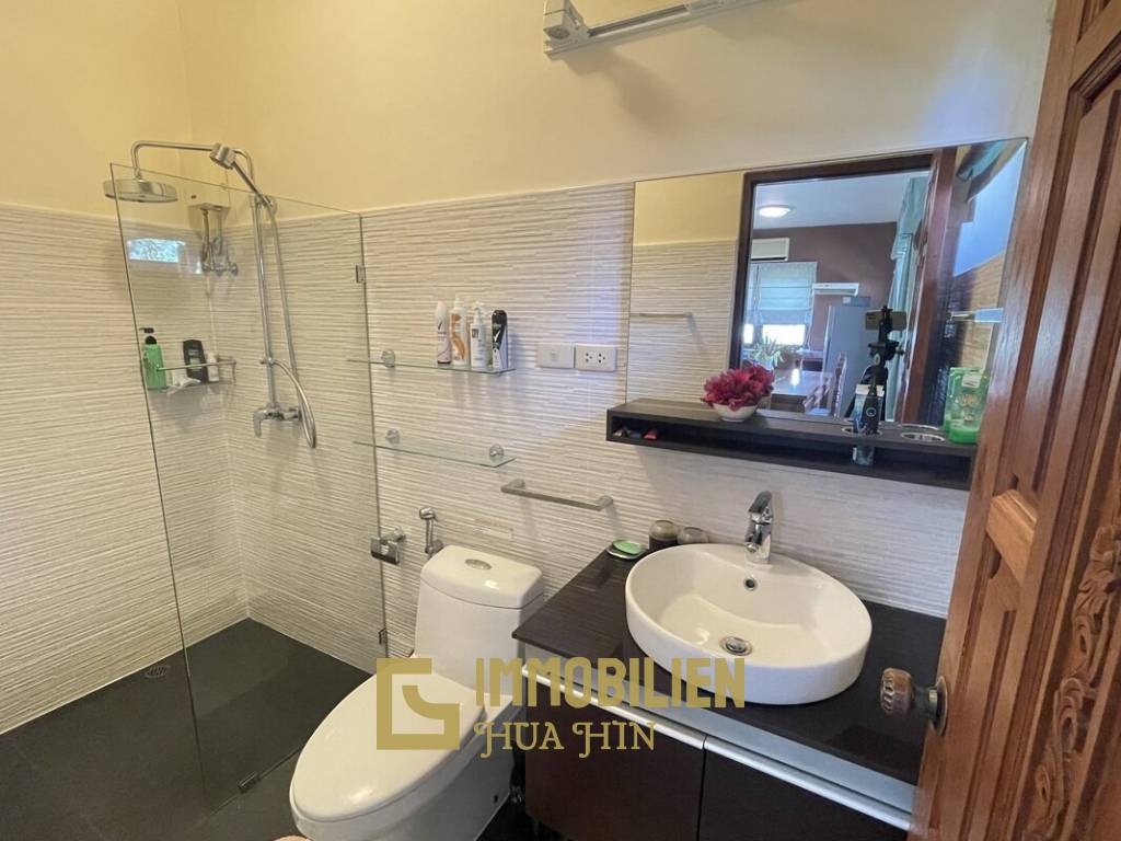 9,460 metro cuadrado 9 ` 8 Baño Villa de Venta