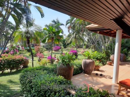 Khao Tao: Resort with sense of freedom on a large piece of land