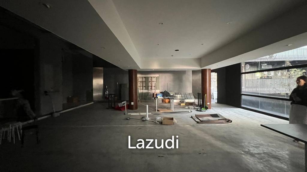 Ultra-Luxury Retail Space in Vibrant Bangkok