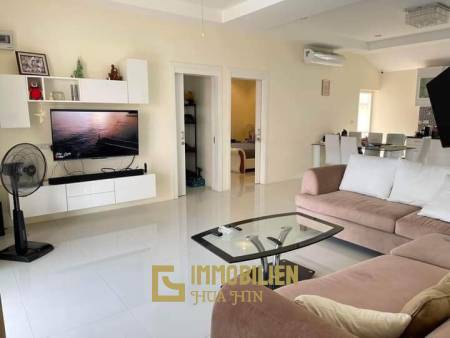 3 Bedrooms Pool Villa For Sale in Cha -Am