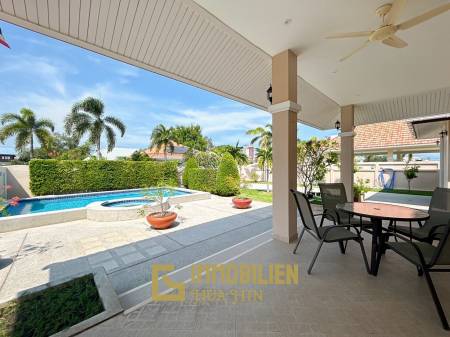 Hua Hin Palm Village : 3 Bed 2 Bath On 612 SQM Land Plot