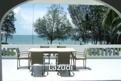 Thongsai waterfront Palace 5 Bed at Bang Saphan