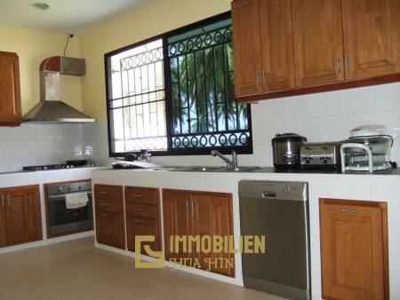 1,824 metro cuadrado 5 ` 5 Baño Villa de Venta