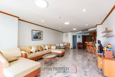 PALM PAVILION HUA HIN :  2 Bed Beachfront Condo